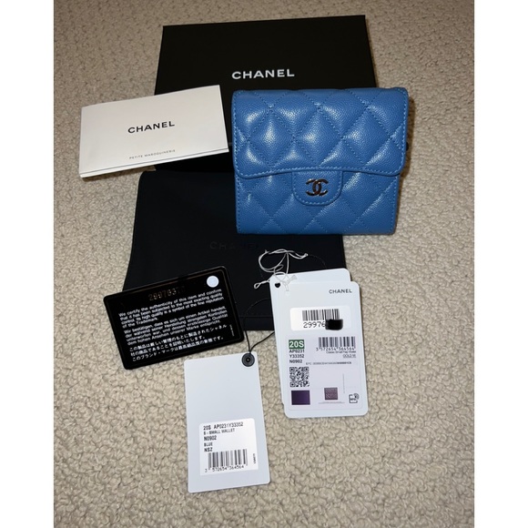 *SOLD*NWT Authentic CHANEL 20S Classic Small Flap Wallet AP0231 - Picture 2 of 9